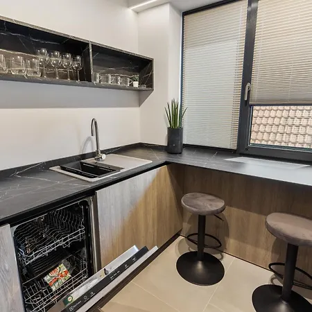 Met4l Appartement Constanţa